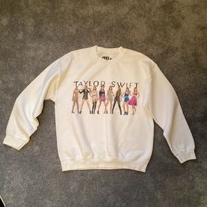 Taylor Swift 1989 Taylors Version Eras Sweatshirt Size Large NWOT